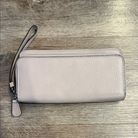 Coach Zip Around Leather Gray/Lavender Wallet NWOT - Picture 1 of 6